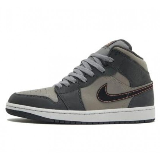 Air Jordan 1 Mid SE Night Stadium