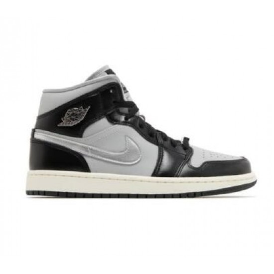 Wmns Air Jordan 1 Mid SE Black Chrome