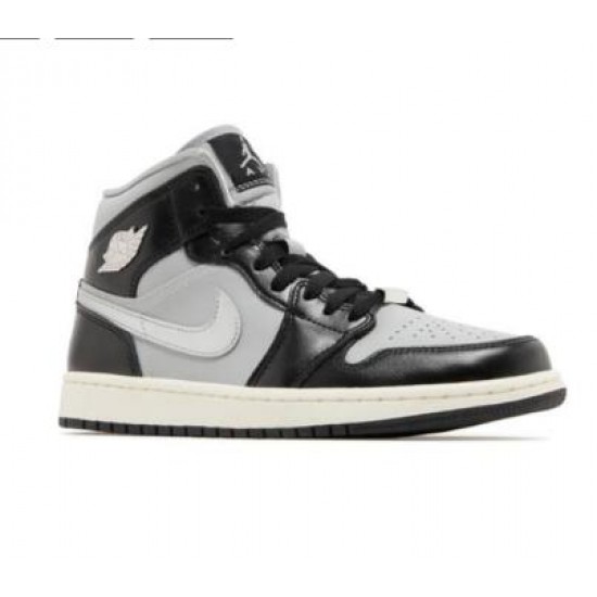 Wmns Air Jordan 1 Mid SE Black Chrome